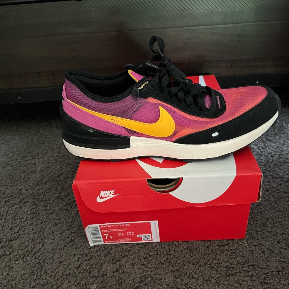 Nike Waffle
